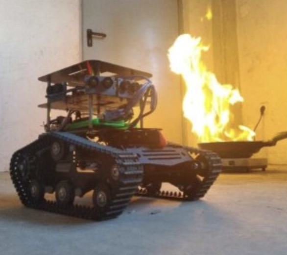Rolling robot helps fire brigade in action