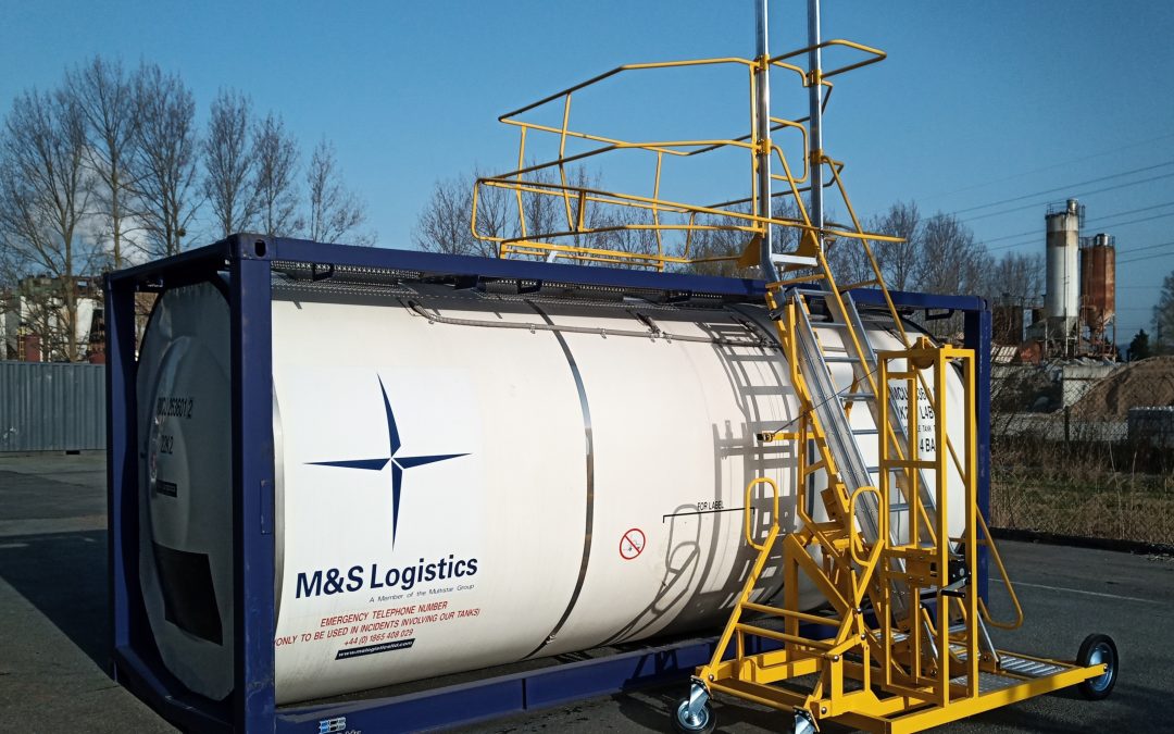 Serious falls when climbing onto tankers and isotainers