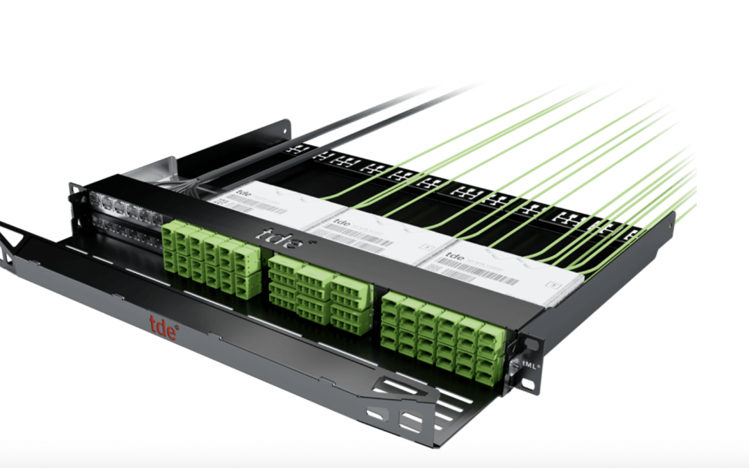 First cabling platform with MMC connectors in the rear and patch area: tde presents tML 24+