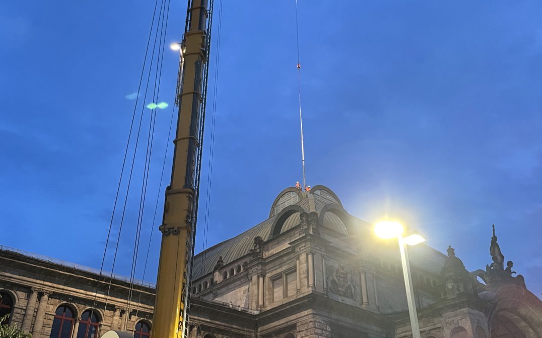 Insulated lightning protection mast with EDGM planning installed at Nuremberg Central Station