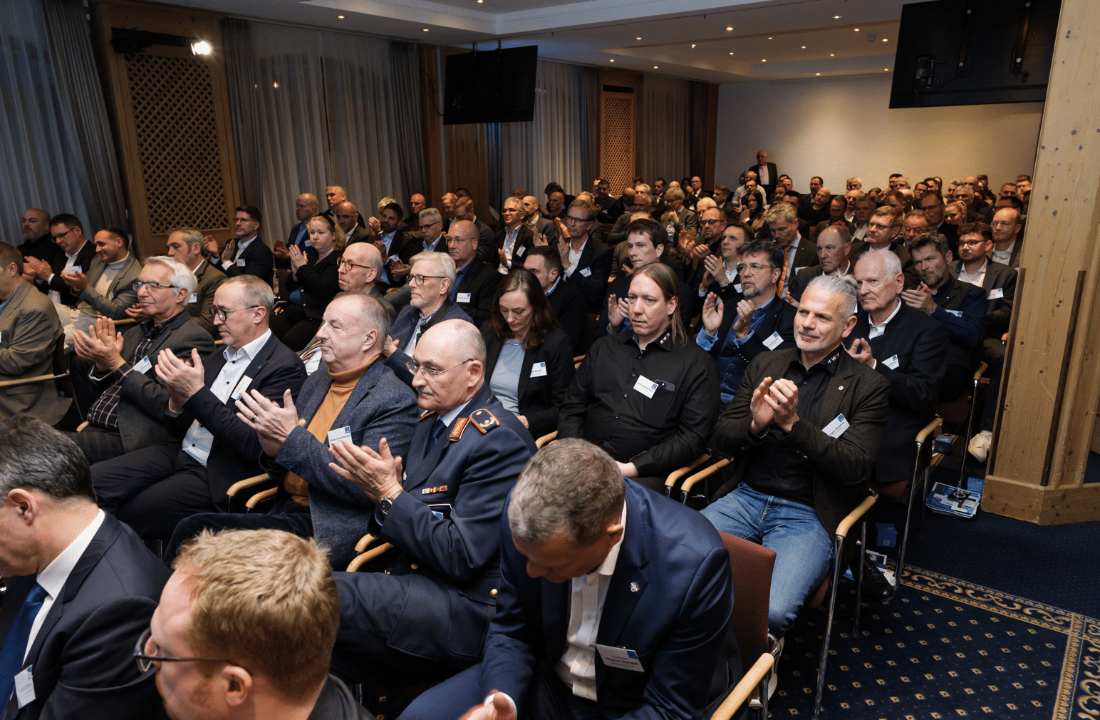 Bildschirmfoto 2026-03-31 um 16.52.01