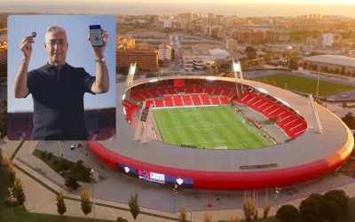 Hybrid smart key and mobile solution digitalizes access at a Spanish football stadium